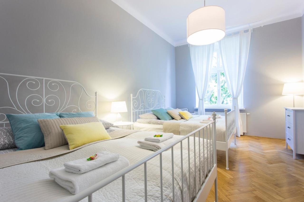 Tyzenhauz Grand Apartaments Krakow Luaran gambar