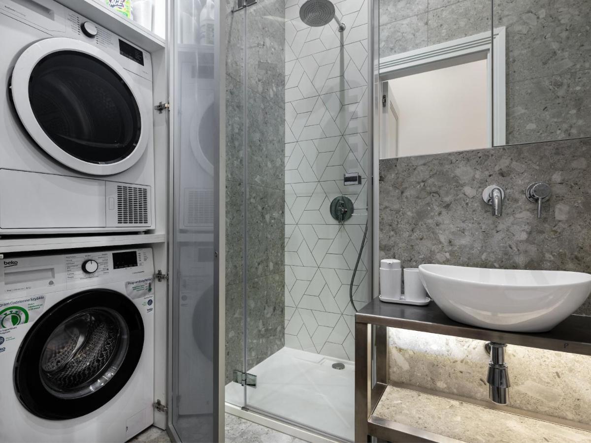 Tyzenhauz Grand Apartaments Krakow Luaran gambar