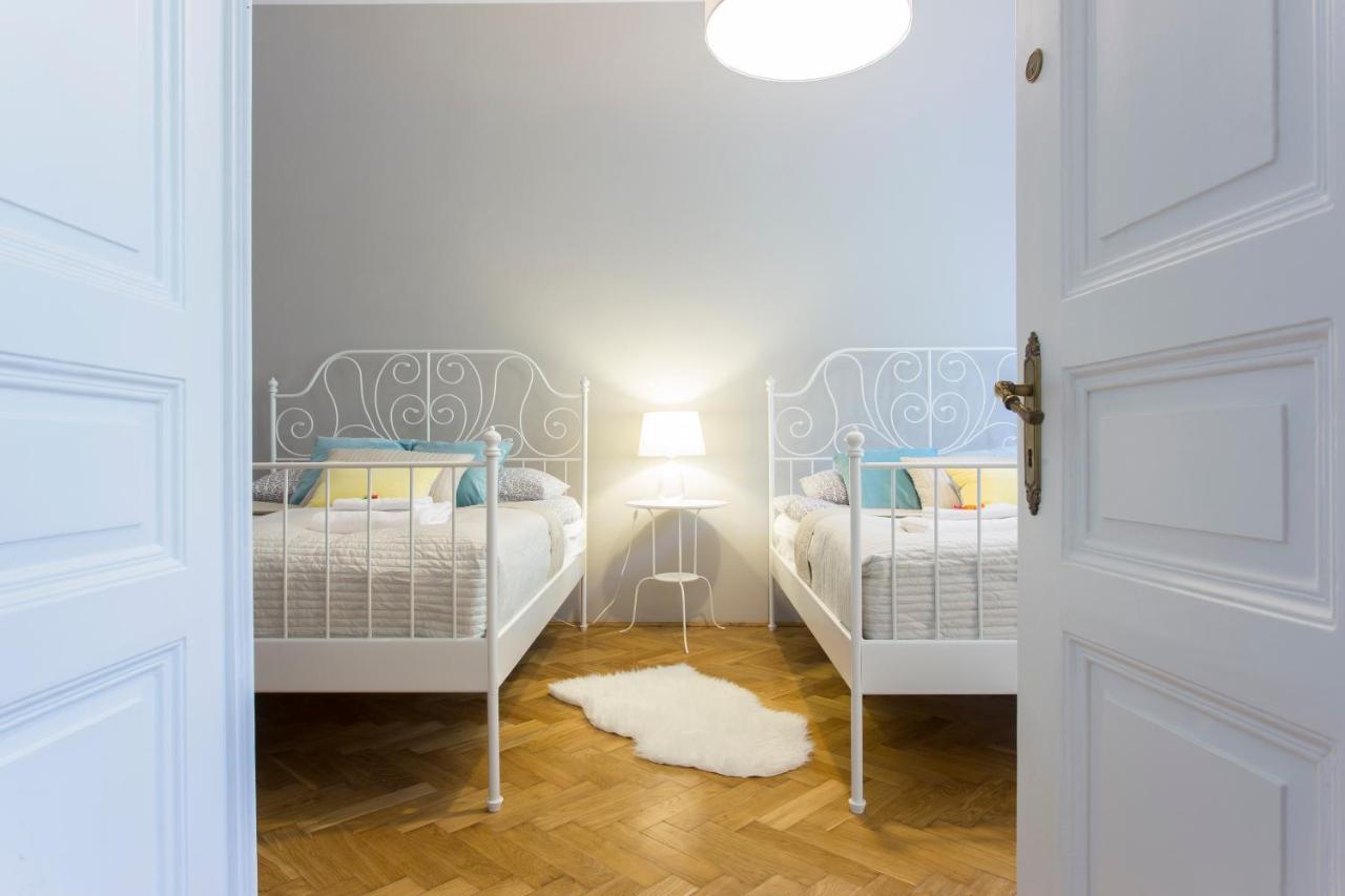 Tyzenhauz Grand Apartaments Krakow Luaran gambar