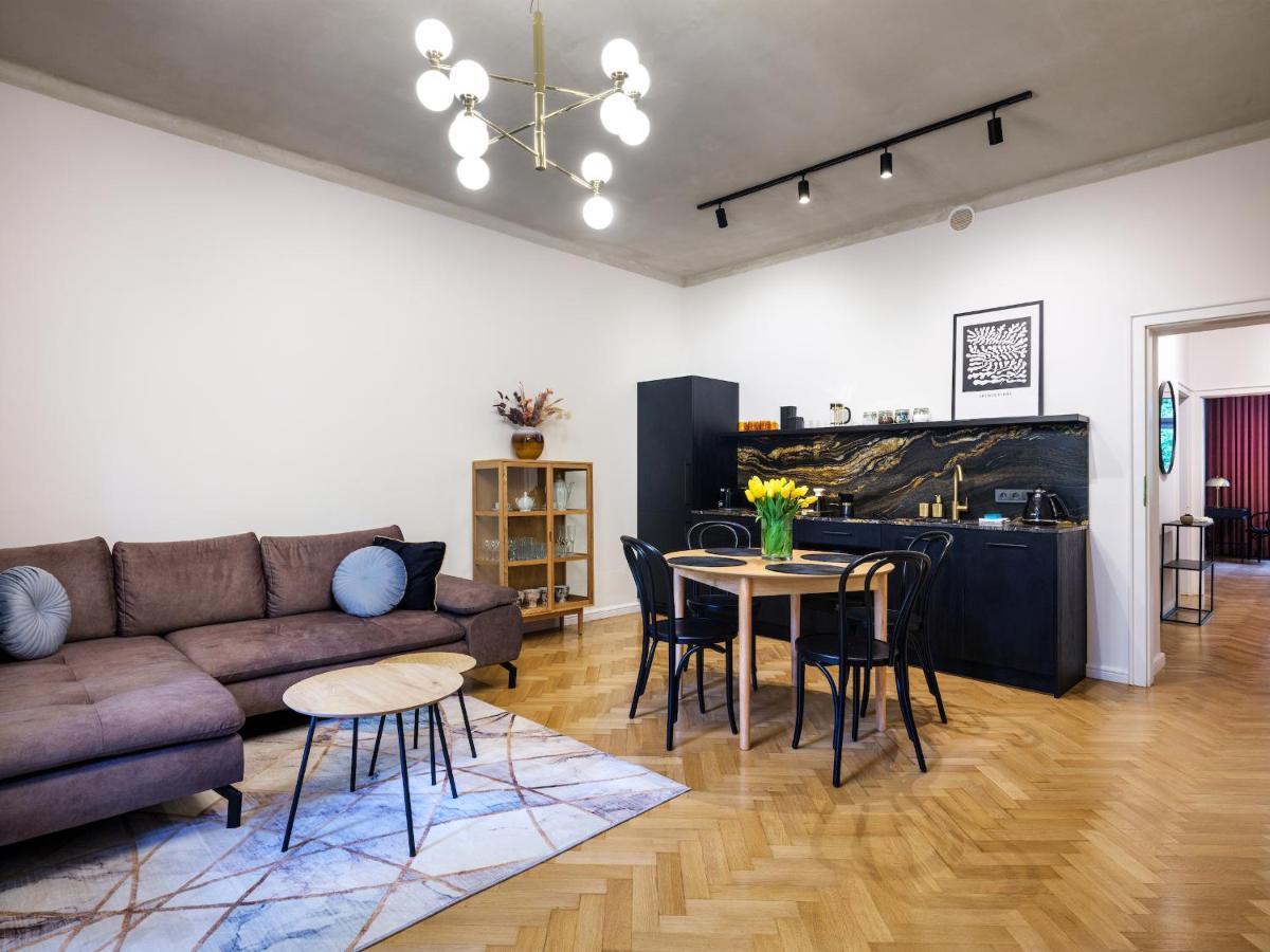 Tyzenhauz Grand Apartaments Krakow Luaran gambar