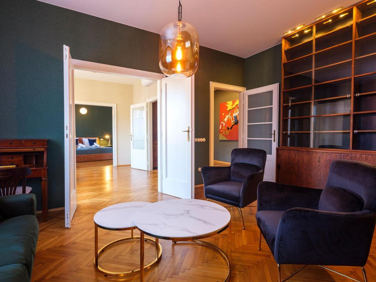 Tyzenhauz Grand Apartaments Krakow Luaran gambar