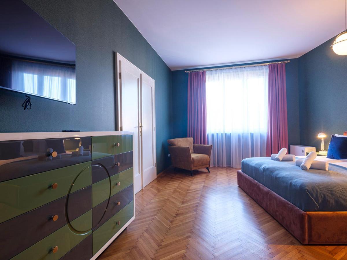 Tyzenhauz Grand Apartaments Krakow Luaran gambar